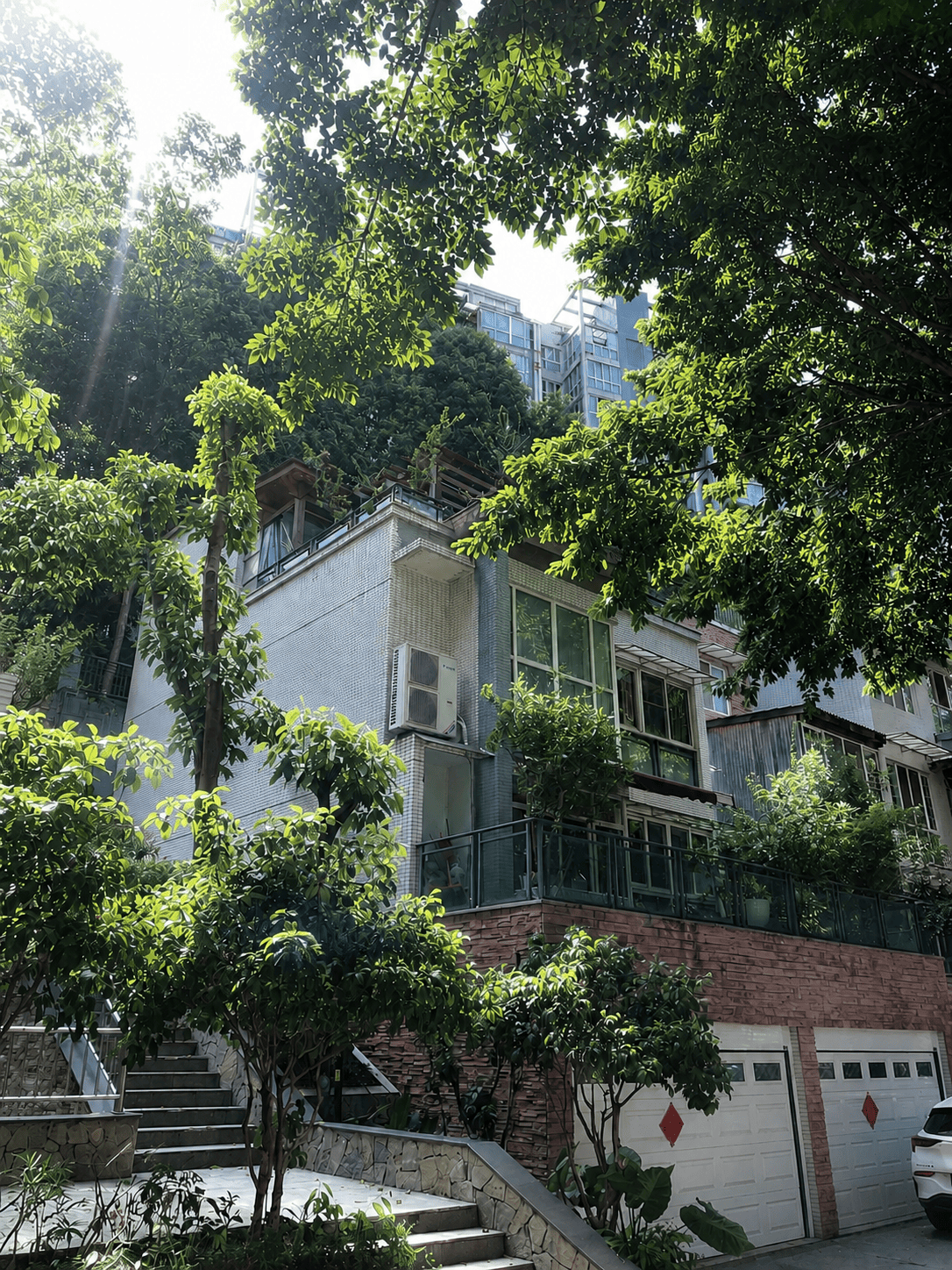 兴安岛居岁月从容升级：小小岛老别墅加装蒂升悦行款电梯